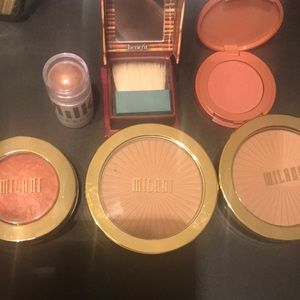 Bronzers, blush and highlight collection